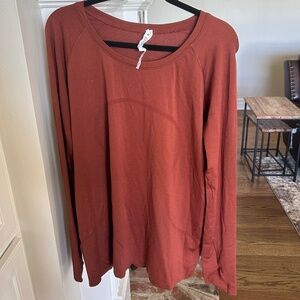 Lululemon Long Sleeve Relaxed Fit Swiftly Tech